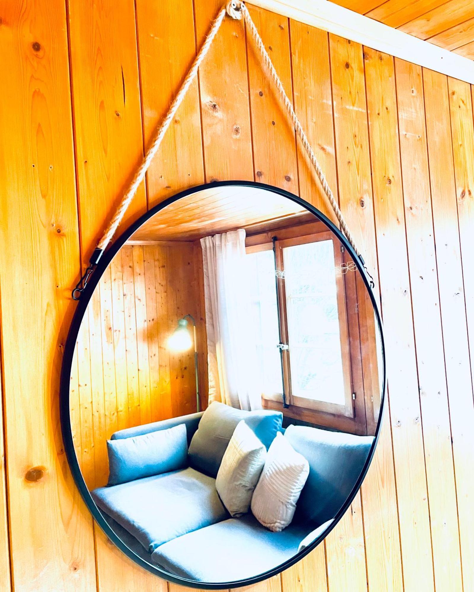 Charming, Well-Equipped Alpine Apartment Kandersteg Esterno foto